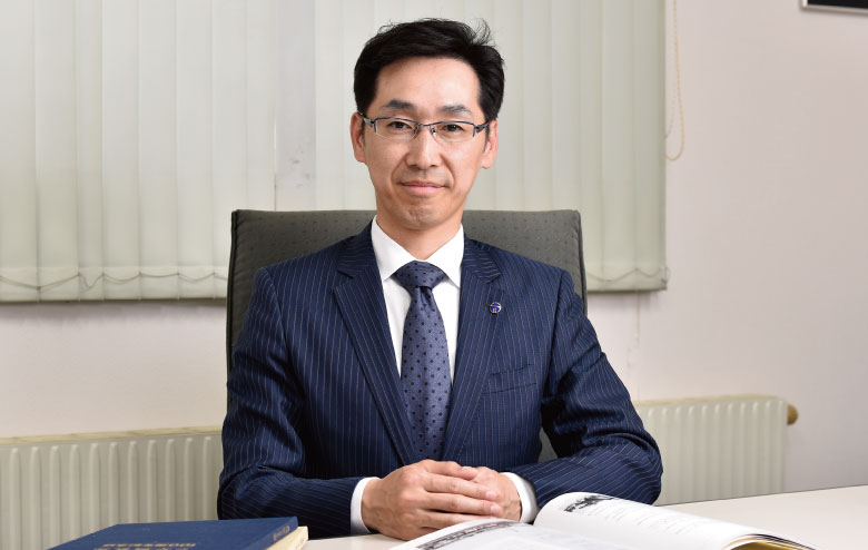 株式会社片桐紙器の浅井様